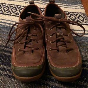 Merrill walking shoes